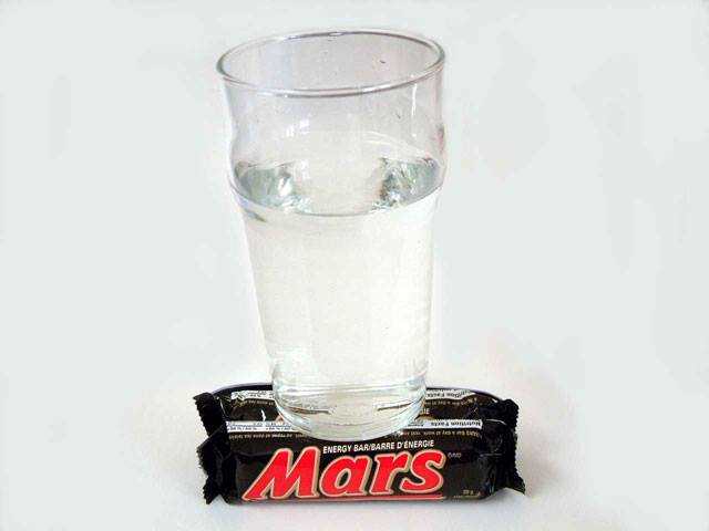 EAU SUR MARS.jpg